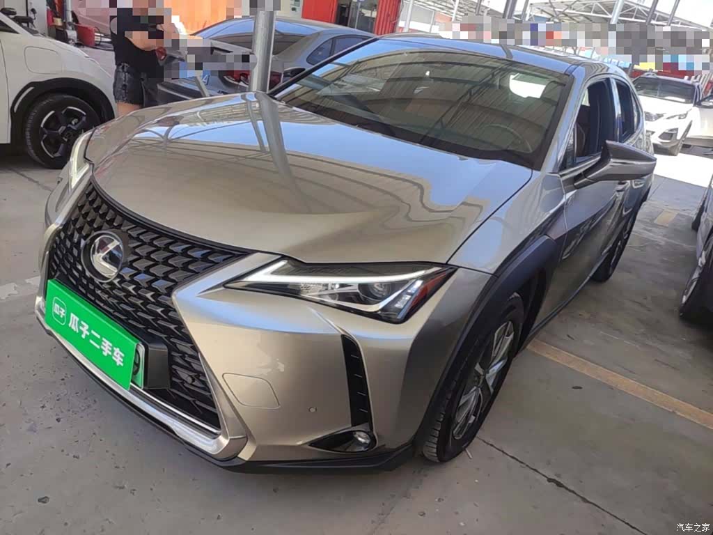 Lexus UX, 2021 2