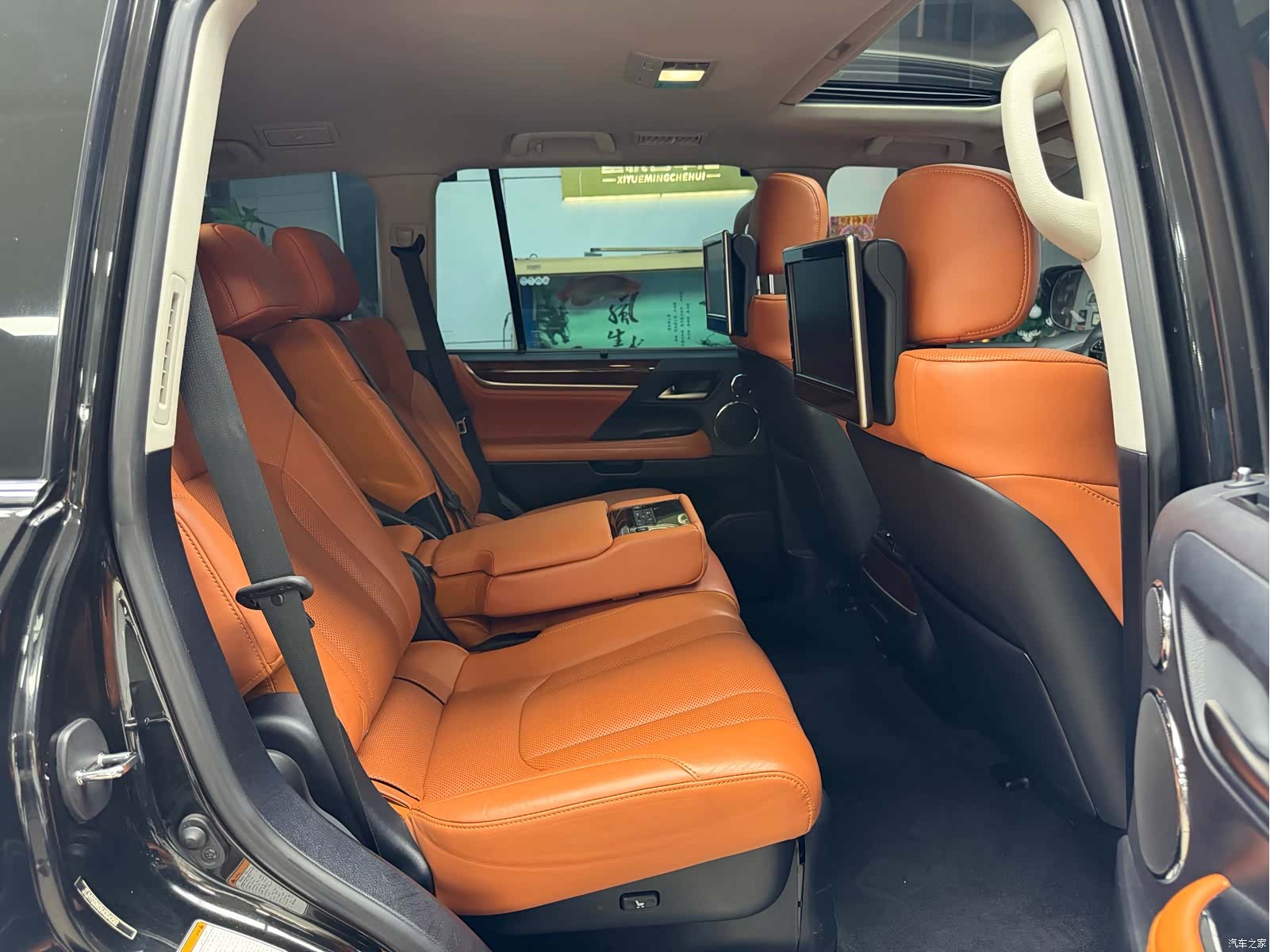 Lexus LX, 2019 24