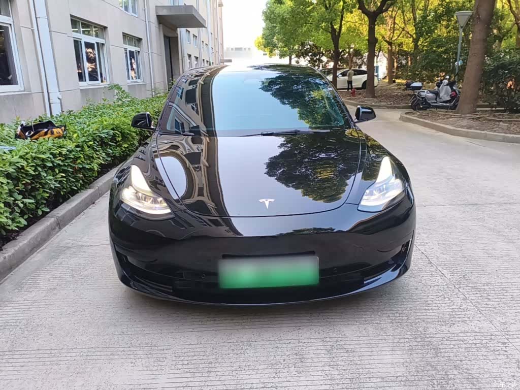 Tesla Model 3, 2022 3