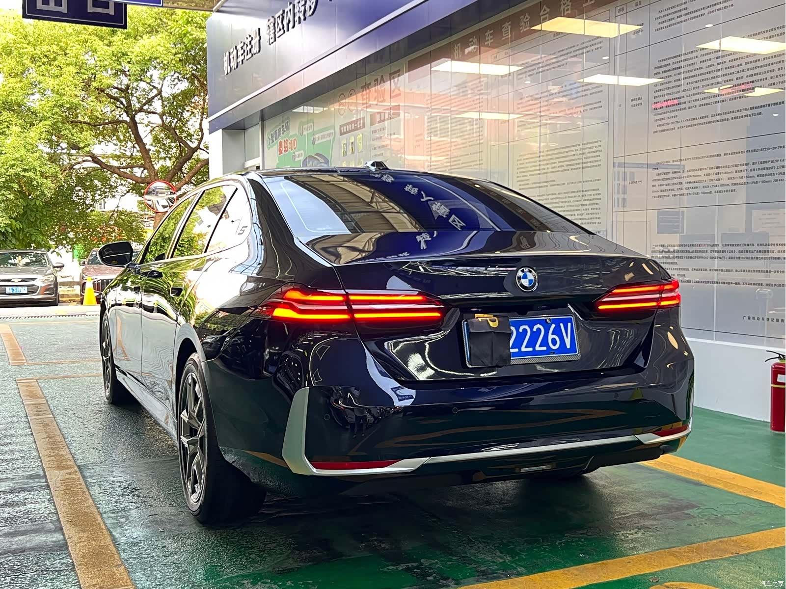 BMW 5 Series, 2024 4