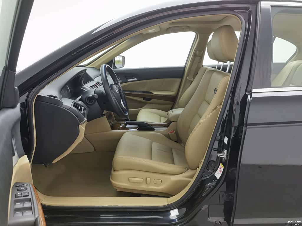 Honda Accord, 2012 10