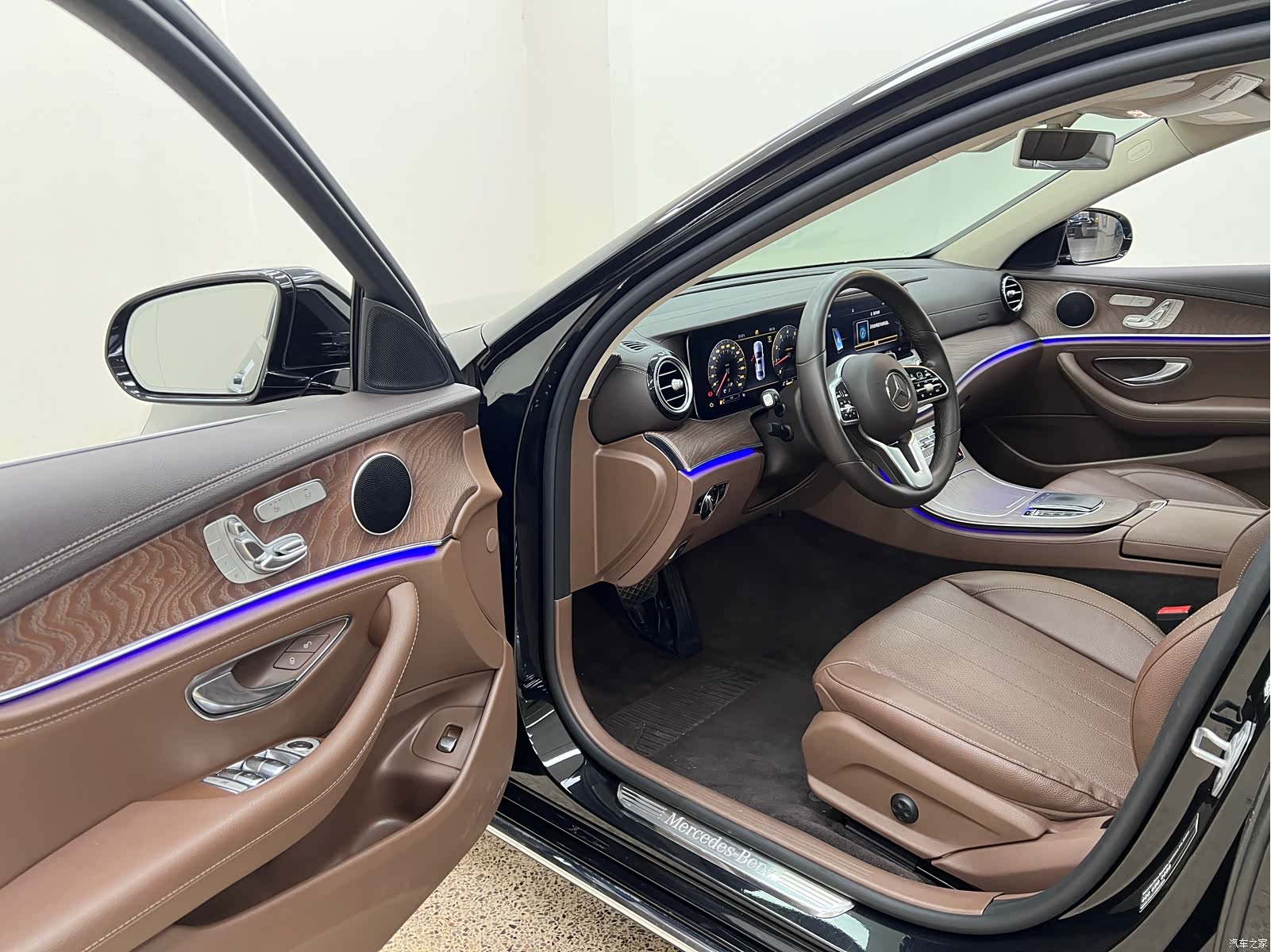 Mercedes-Benz E-Class, 2020 16