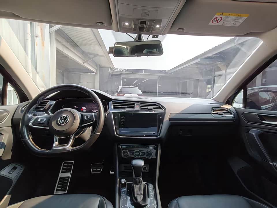 Volkswagen Tiguan L Volkswagen Tiguan L