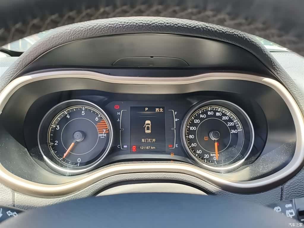 Jeep Cherokee, 2017 12