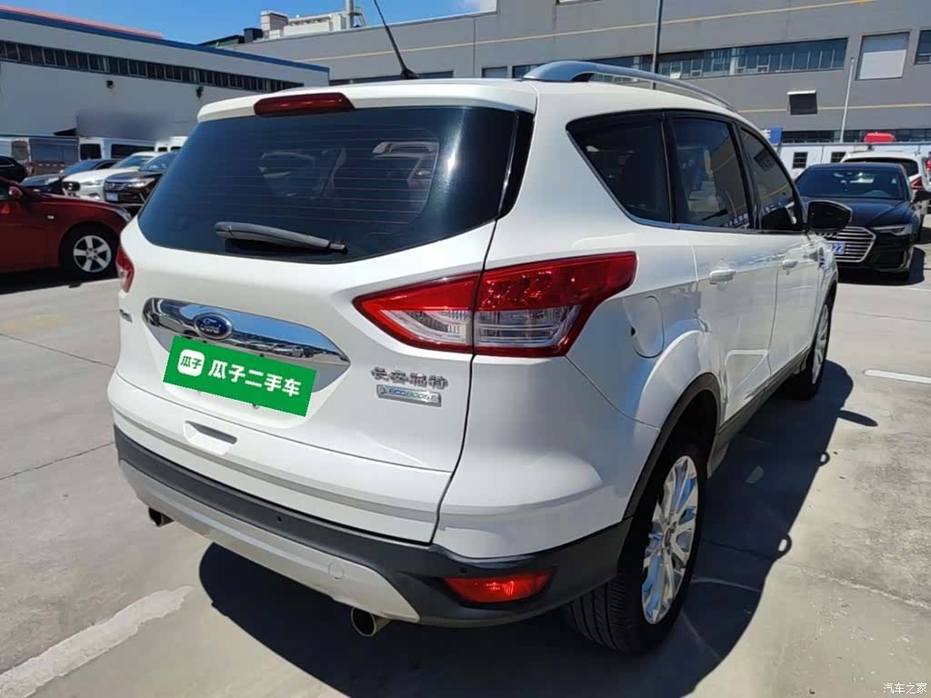 Ford Kuga, 2015 7