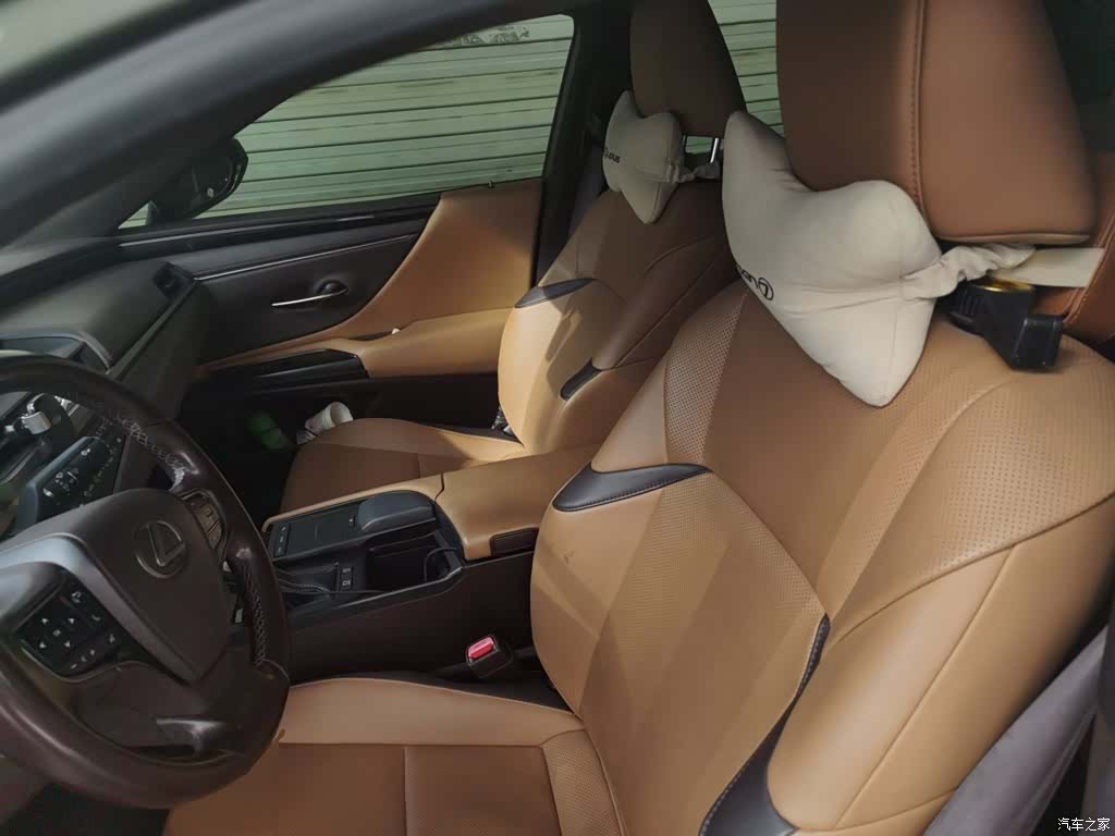 Lexus ES, 2020 8
