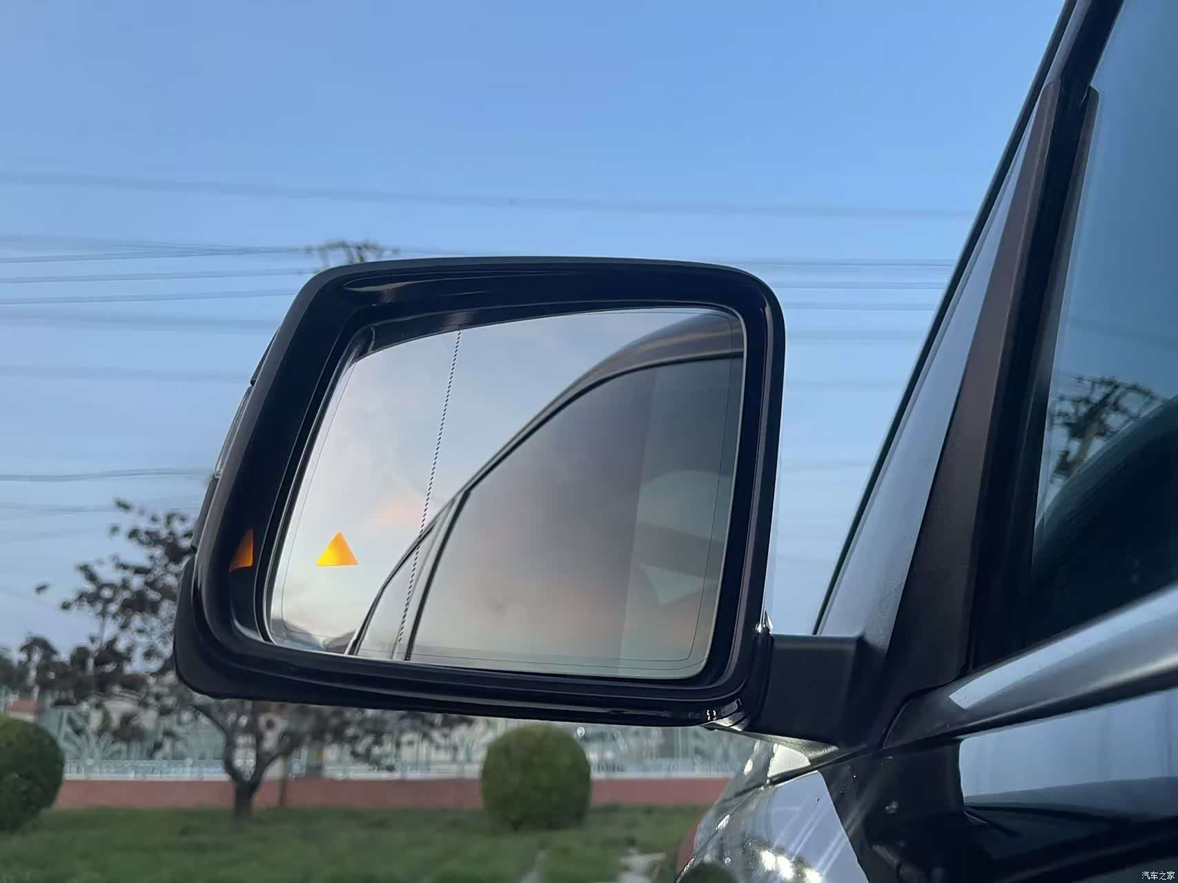 Mercedes-Benz M-Class, 2015 23