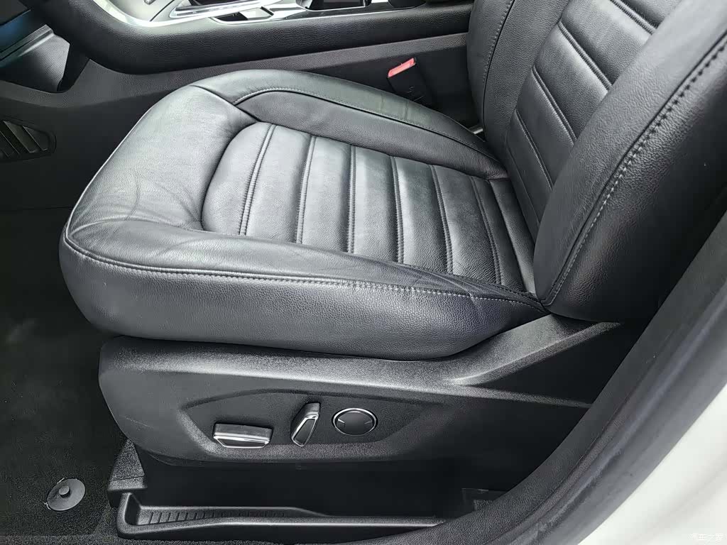 Ford Edge, 2018 20
