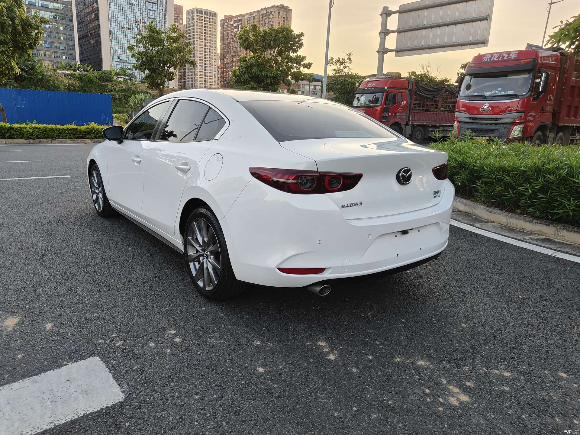 Mazda Mazda3, 2021 все фото