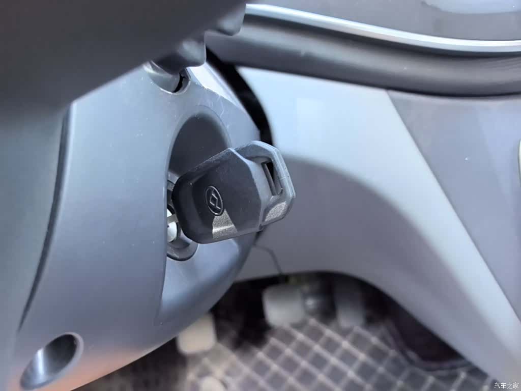 Maxus V80, 2026 9