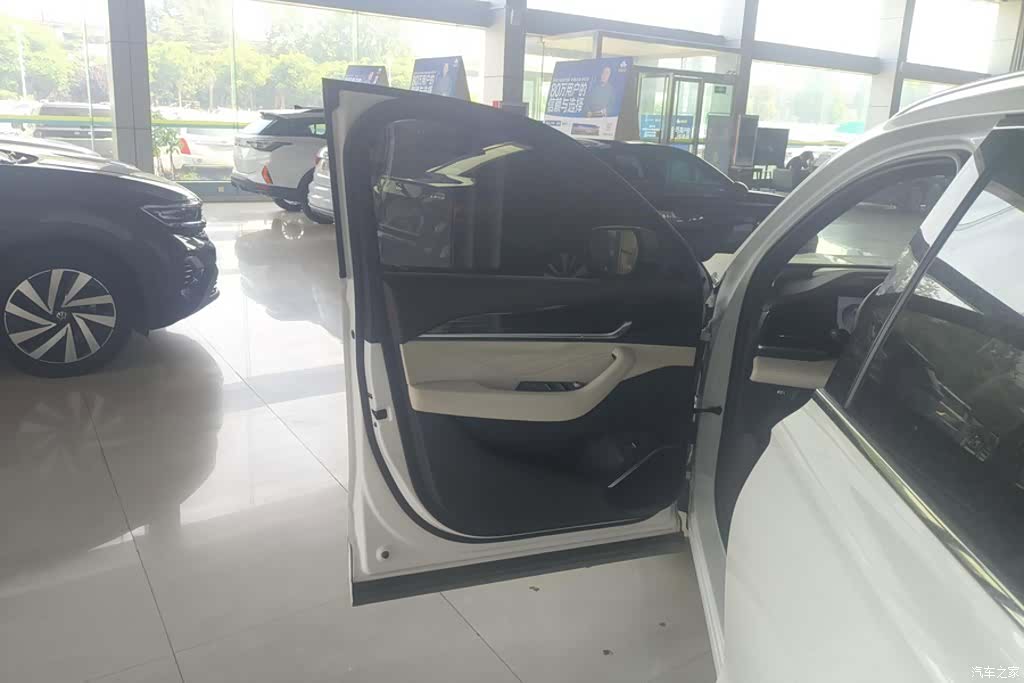 Geely Xingyue L, 2021 7