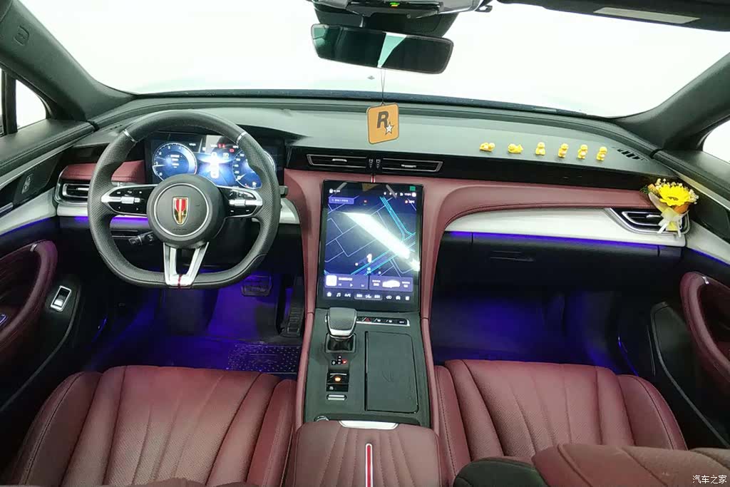 Hongqi H5, 2025 12
