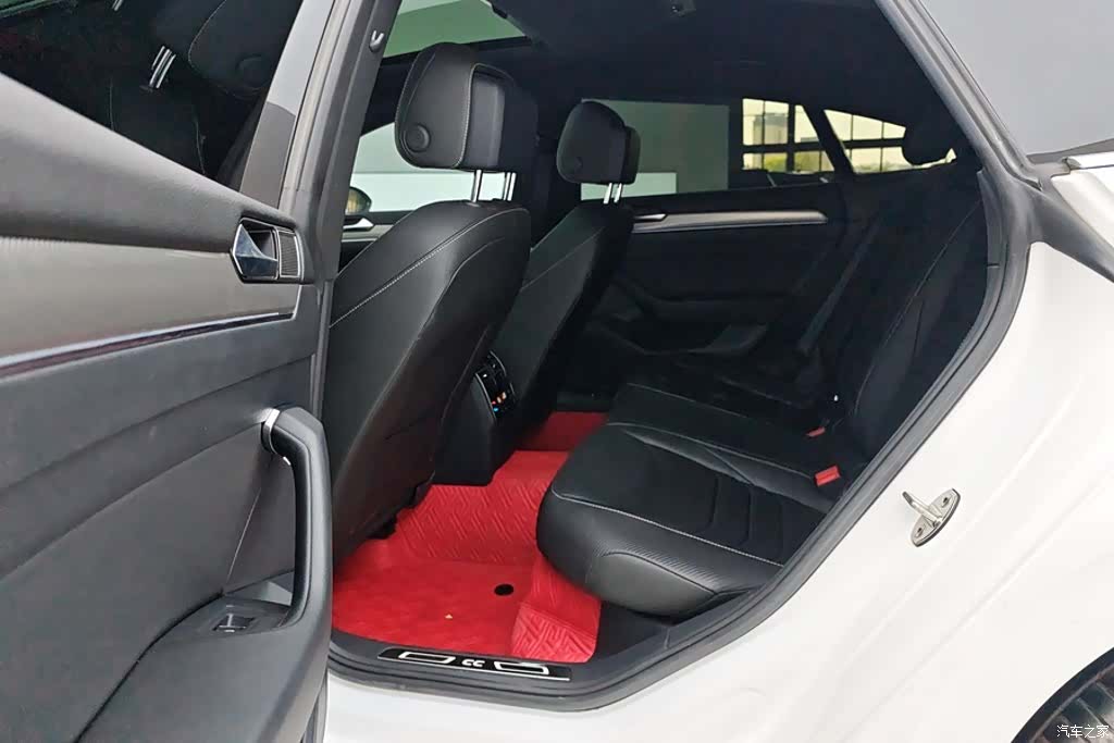 Volkswagen CC, 2020 11