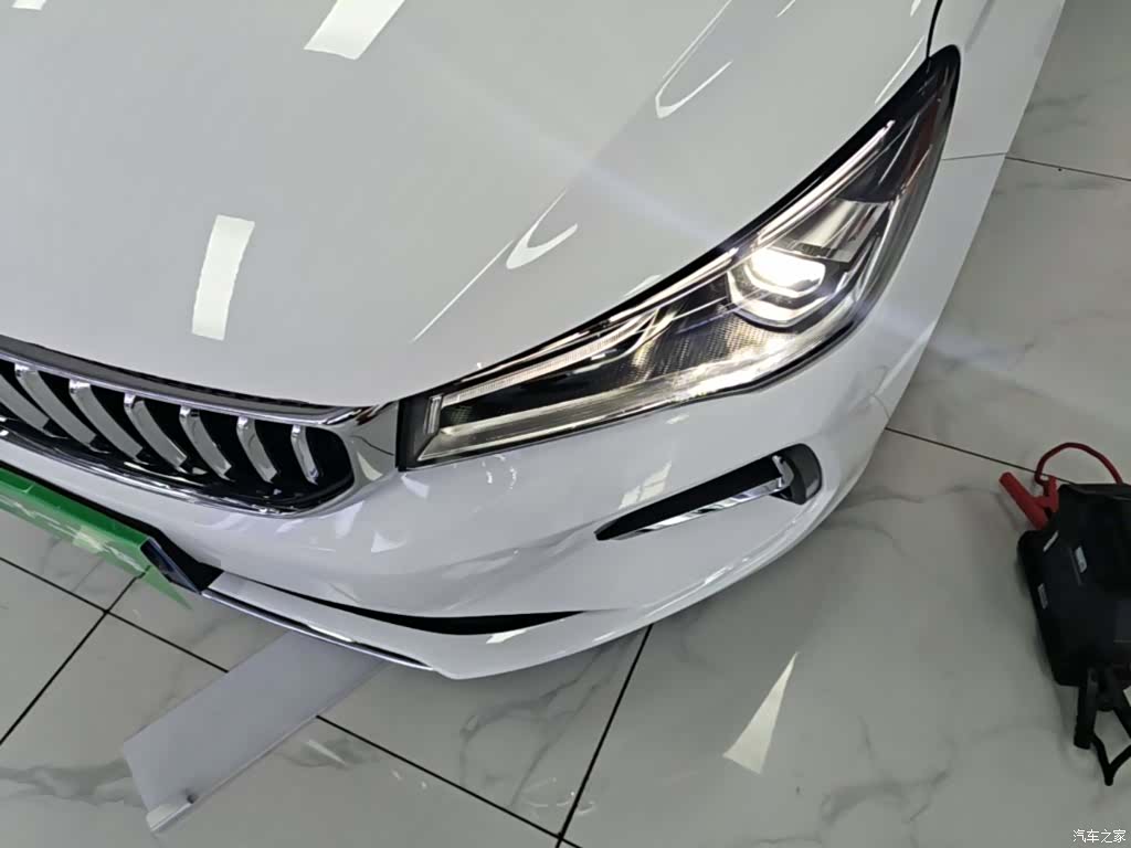 Geely Emgrand, 2024 18