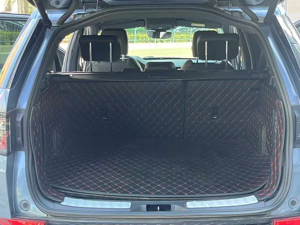 Land Rover Discover sports