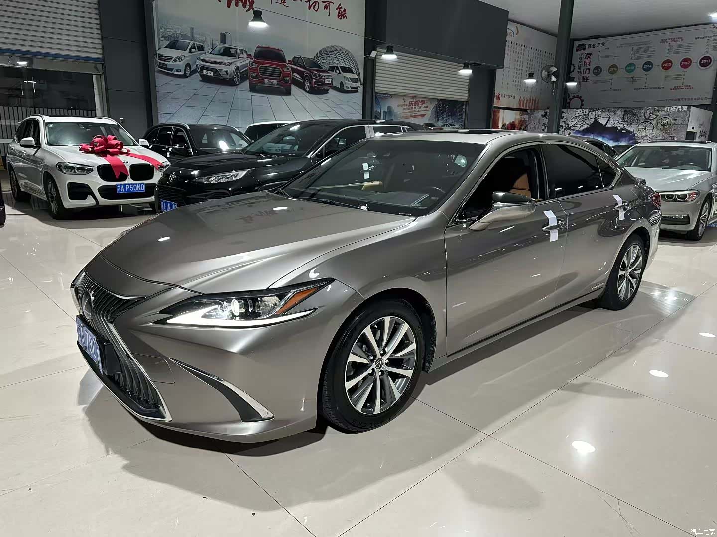 Lexus ES, 2020 1