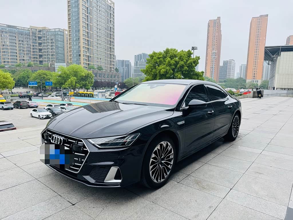 Audi A7L