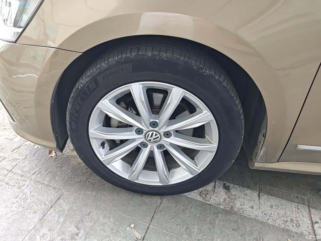 Volkswagen Passat, 2016 23