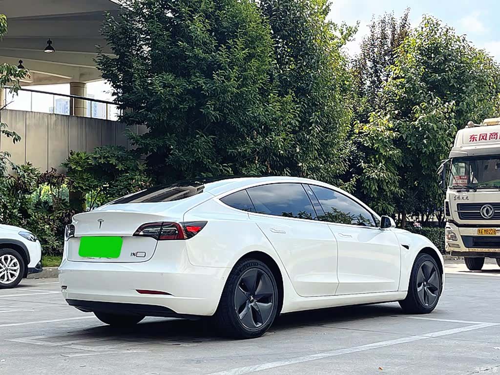 Tesla Model 3, 2020 3