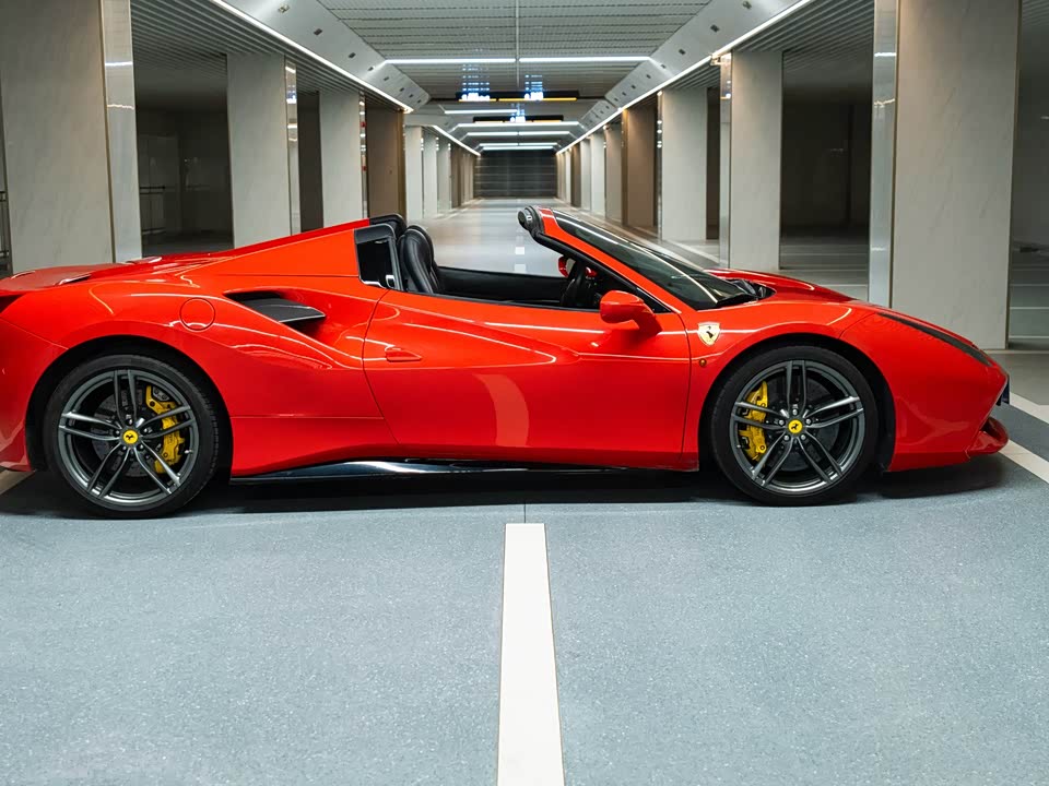 Ferrari 488