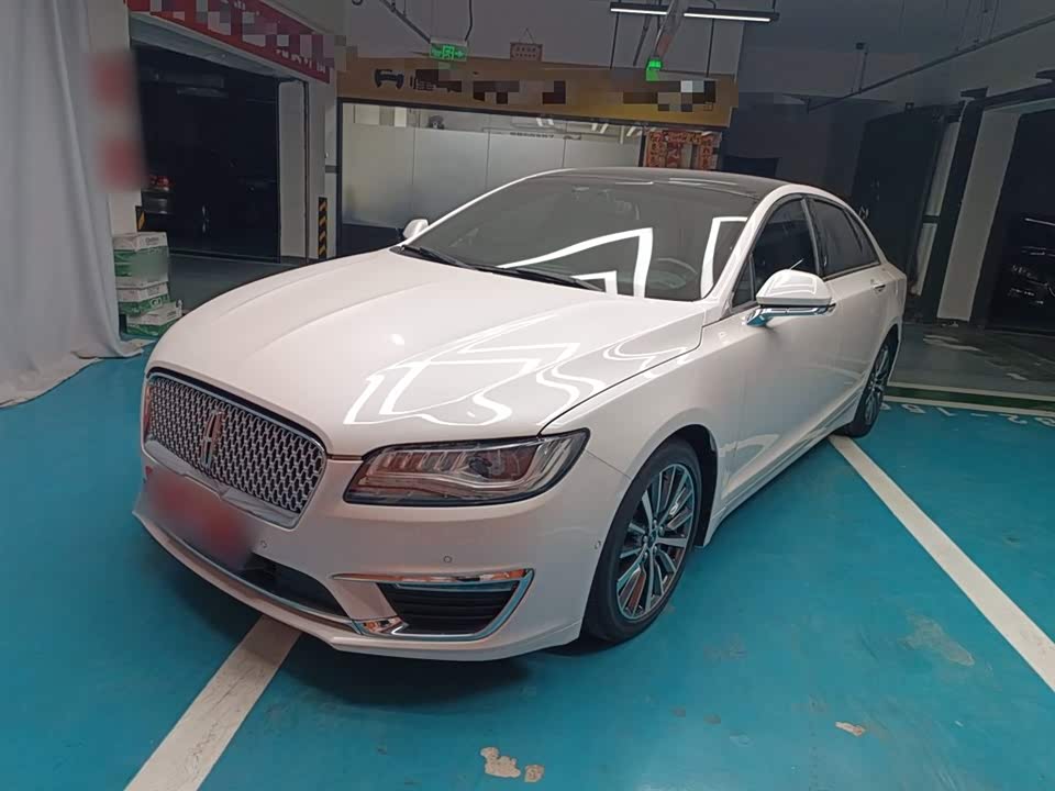 Lincoln MKZ