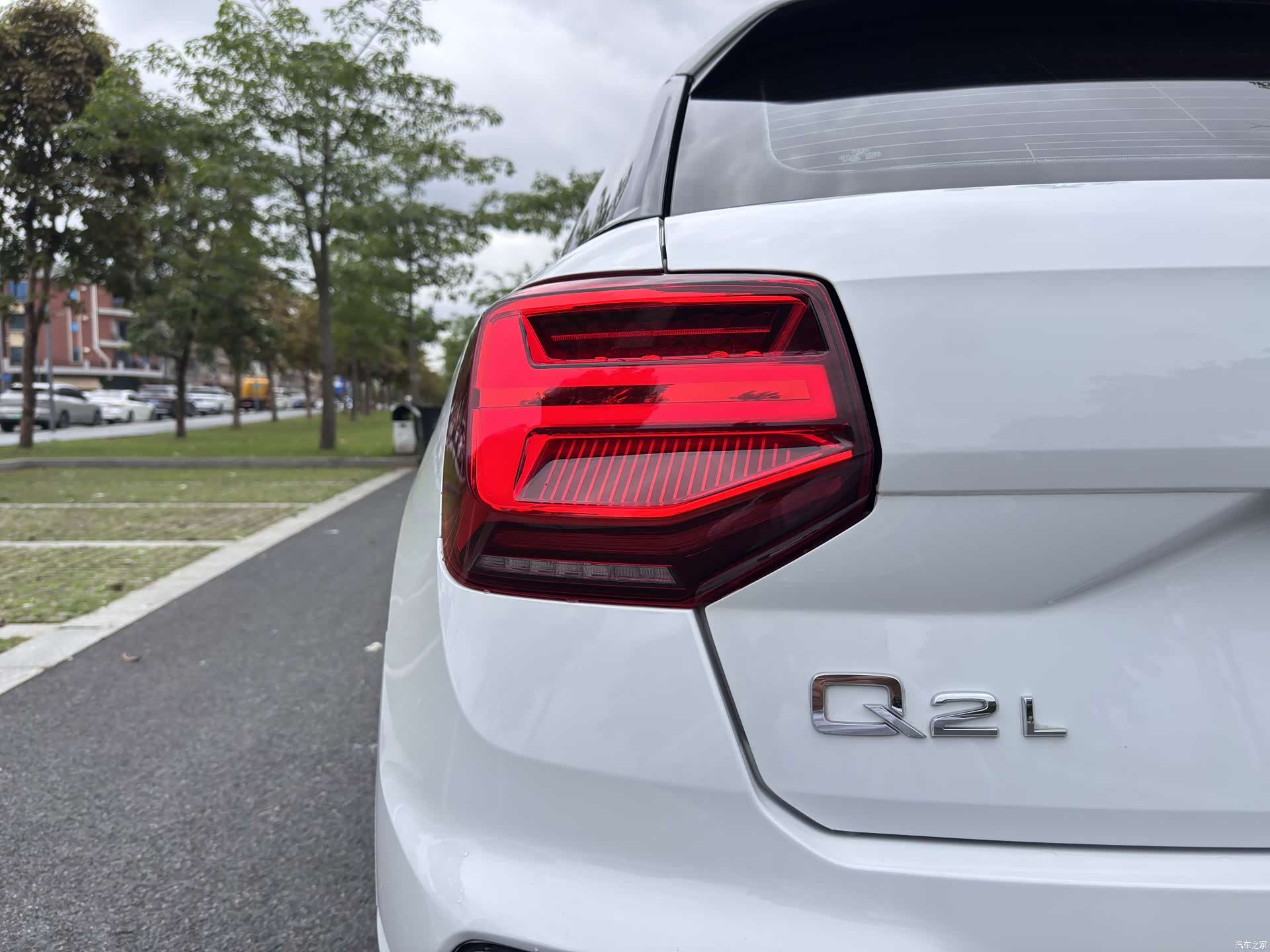 Audi Q2L, 2023 18