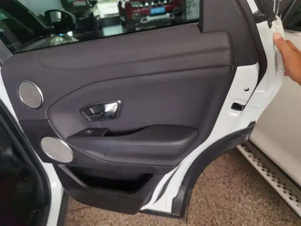 Land Rover Range Rover Aurora