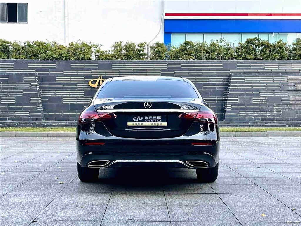 Mercedes-Benz E-Class, 2022 14
