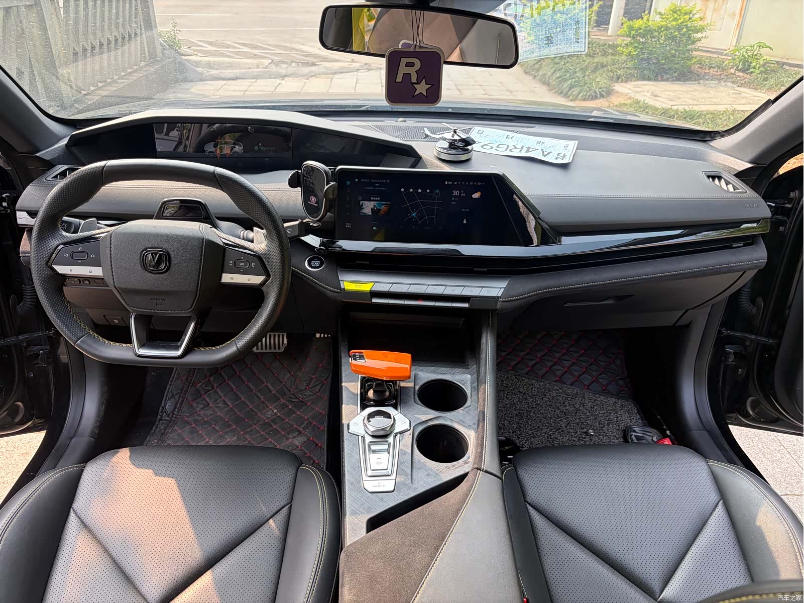 Changan UNI-V, 2022 8