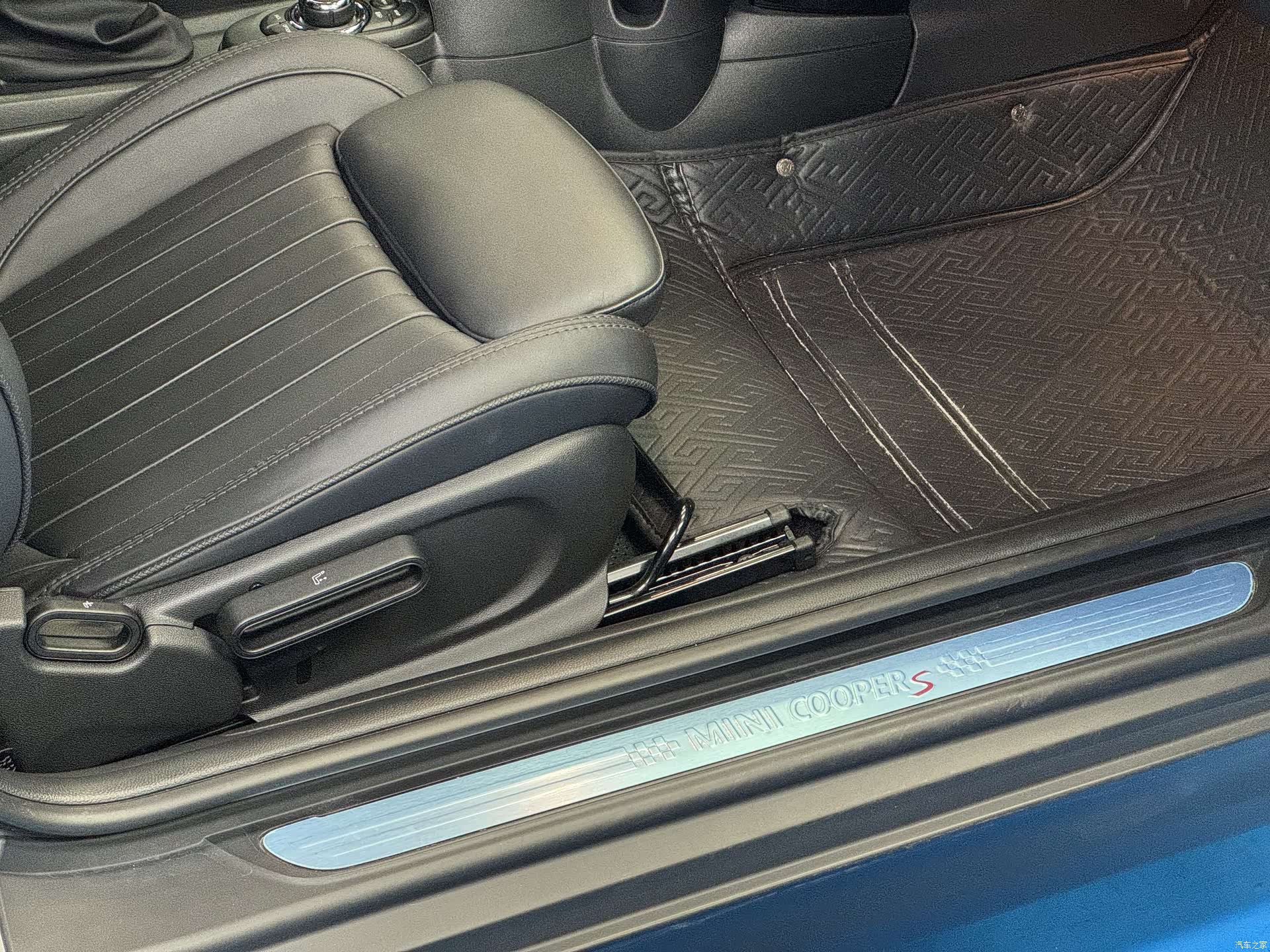 Mini Cooper, 2023 10