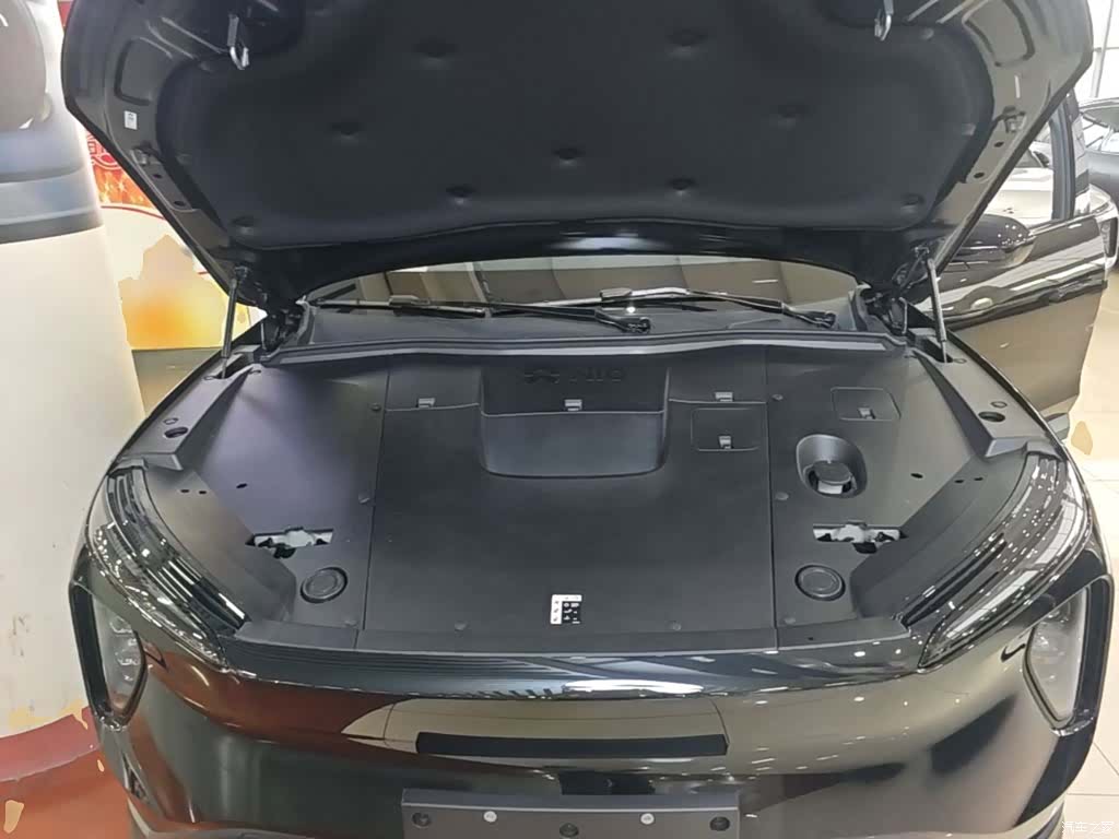 NIO ES6, 2024 20