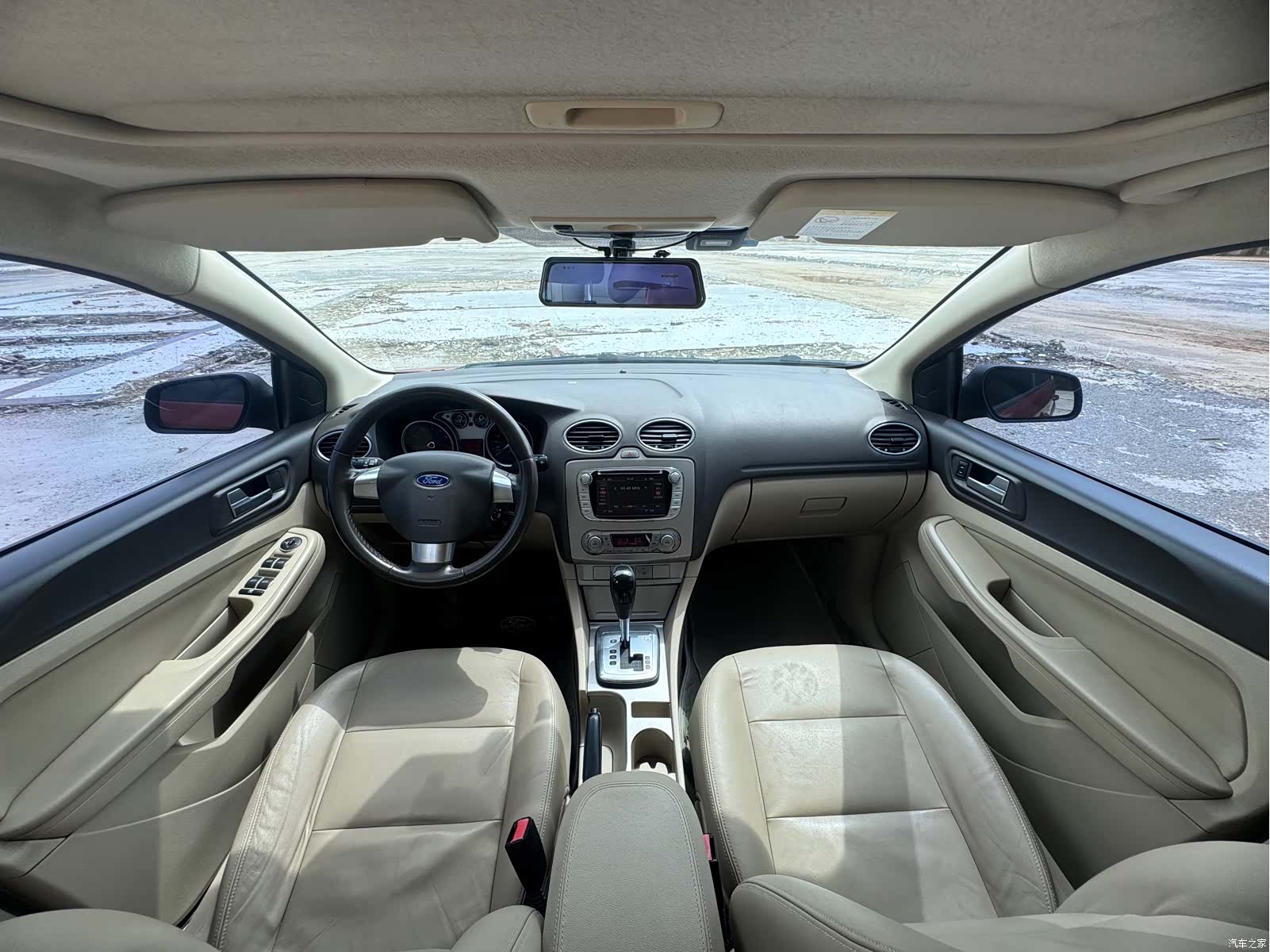 Ford Focus, 2013 7