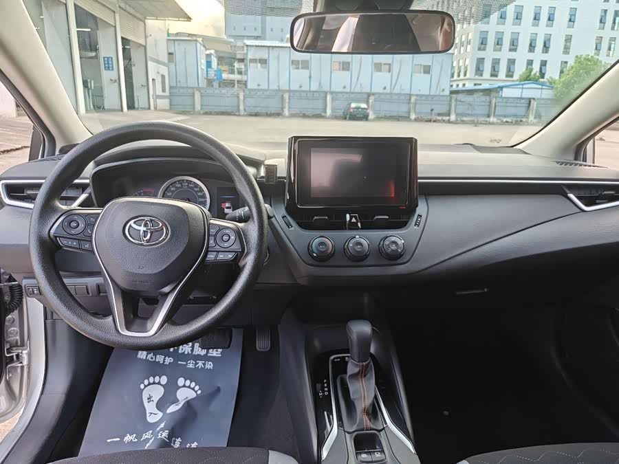 Toyota Corolla 2023, фото 14