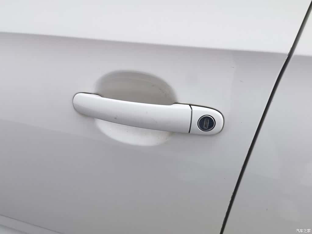 Skoda Rapid, 2014 18
