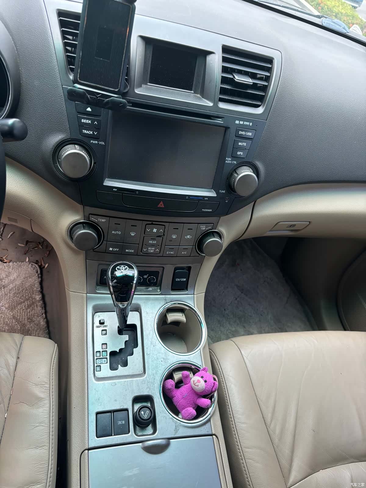 Toyota Highlander, 2011 10