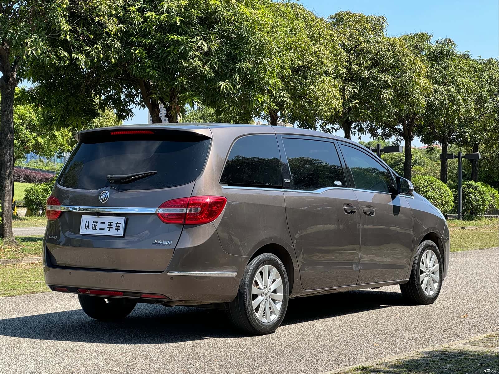 Buick GL8, 2016 7