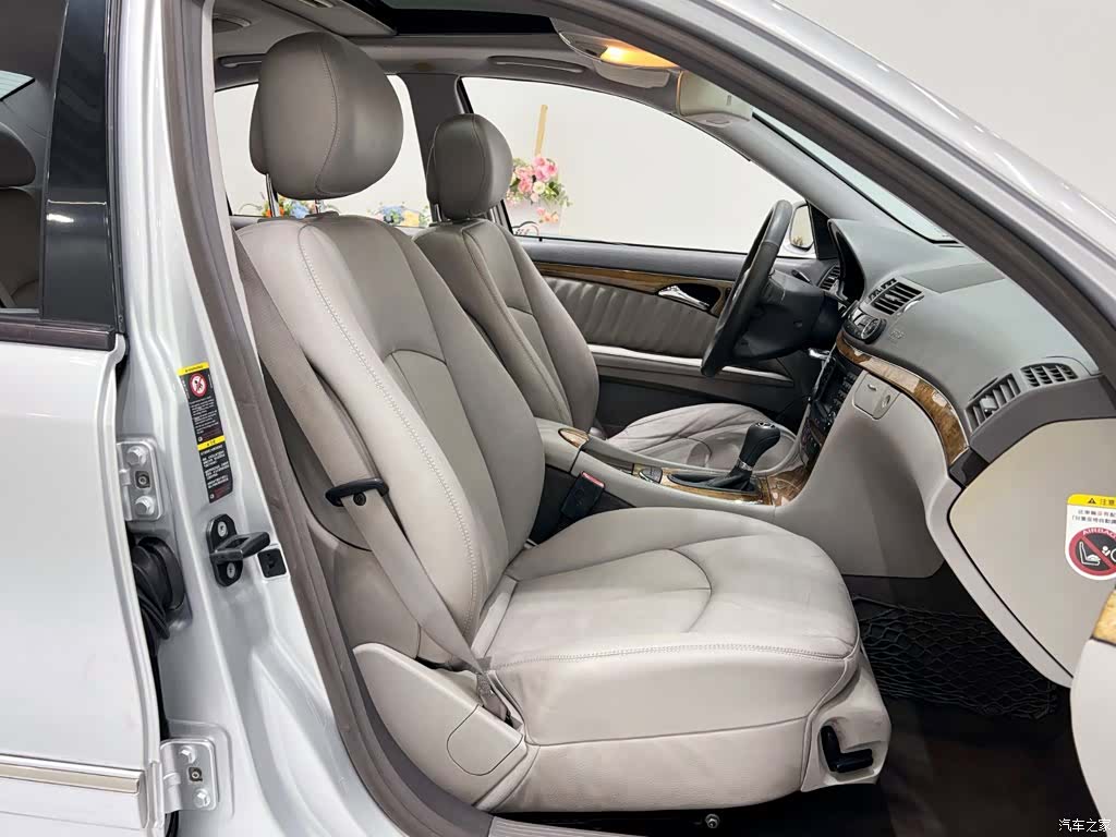 Mercedes-Benz E-Class, 2008 10
