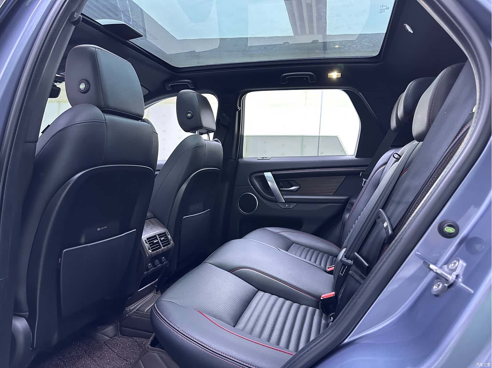 Land Rover Discovery, 2020 9