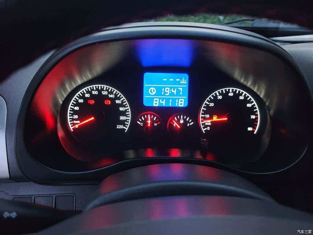 Chery 3, 2015 8