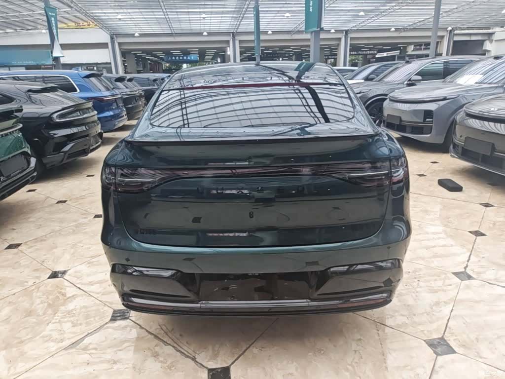 Luxeed R7, 2025 6