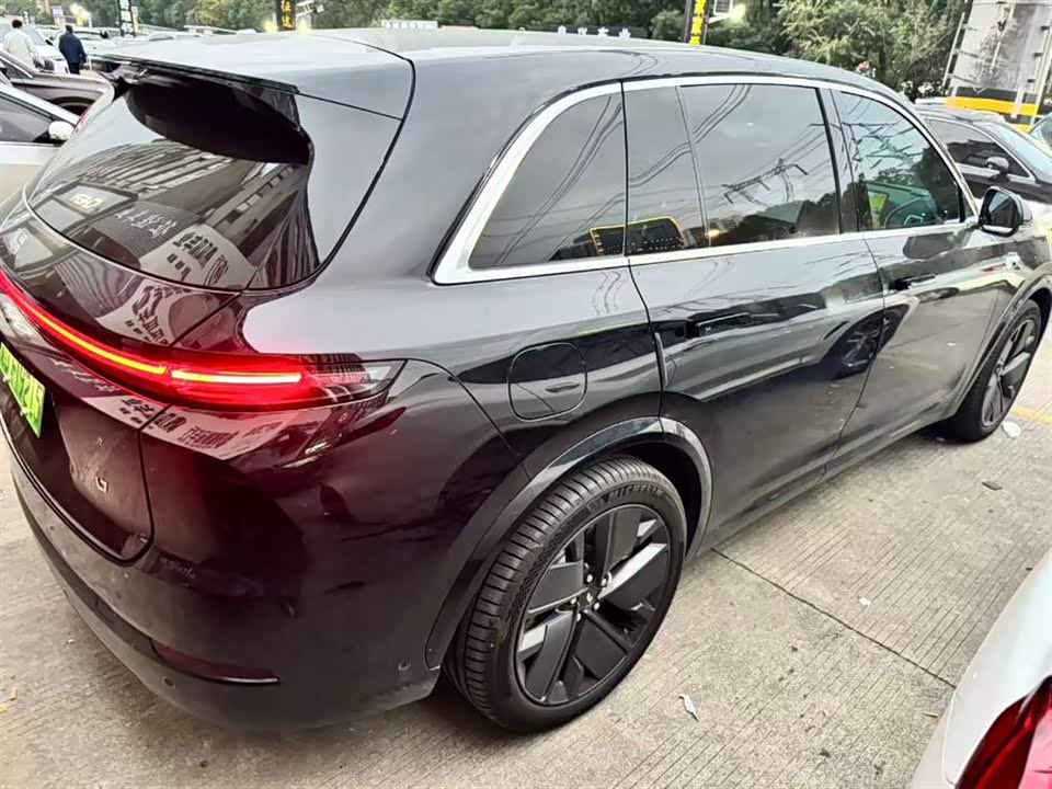 Li Auto Ideal L7