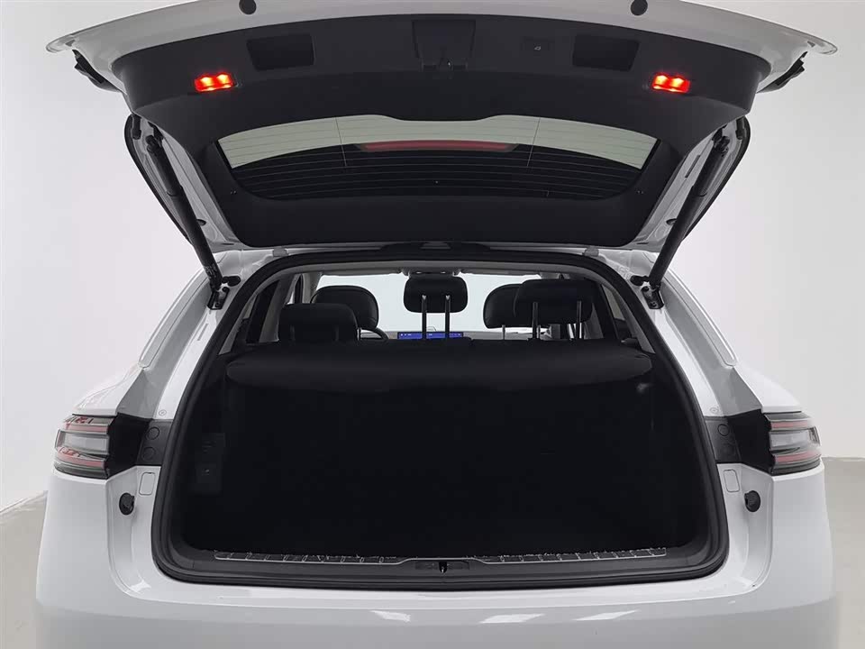 AITO Ask the world M5