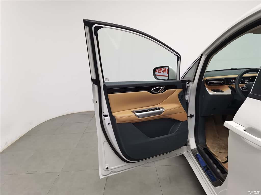 Trumpchi E8, 2024 8