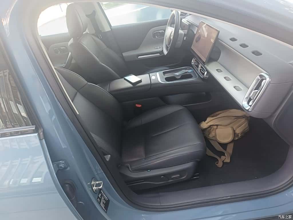 Leapmotor B01, 2025 25