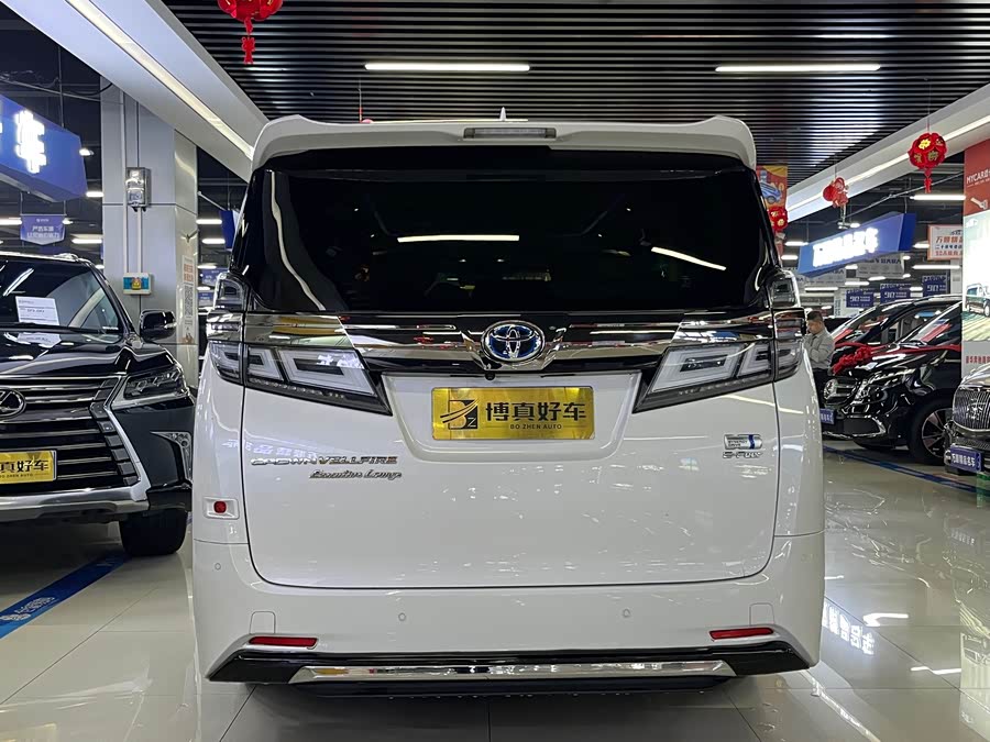 Toyota Vellfire 2022, фото 9