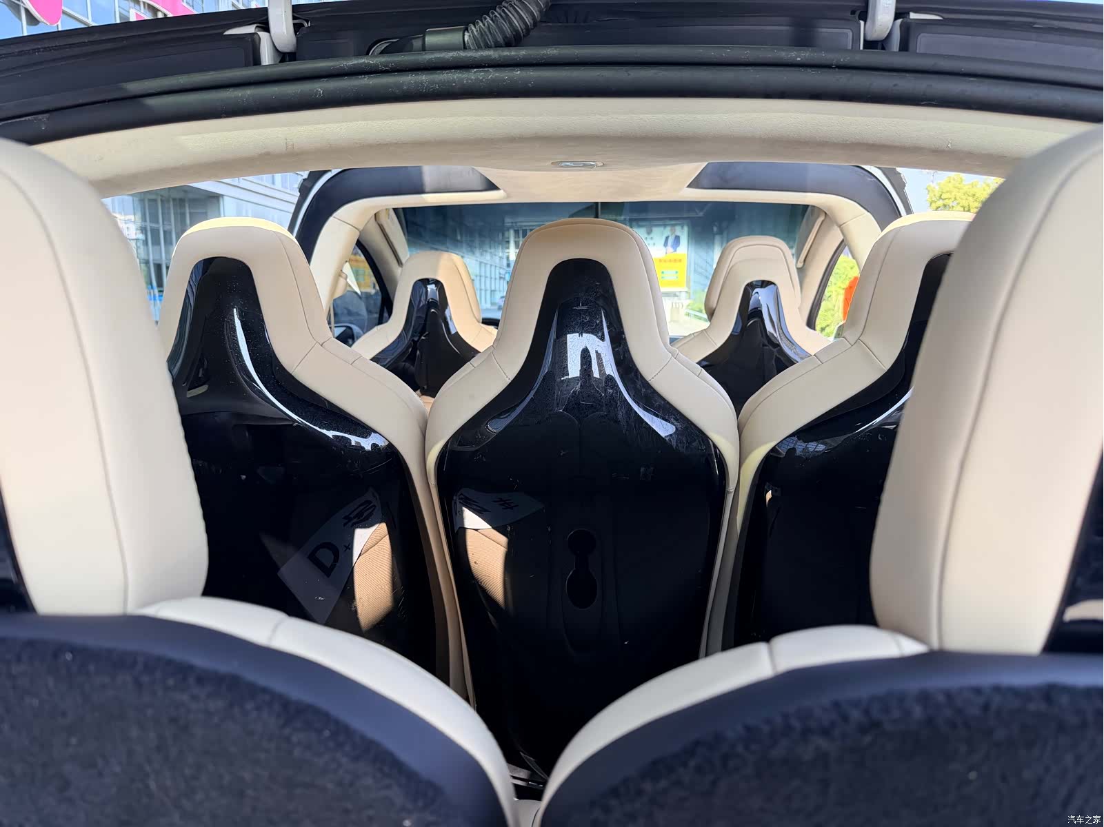 Tesla Model X, 2017 10
