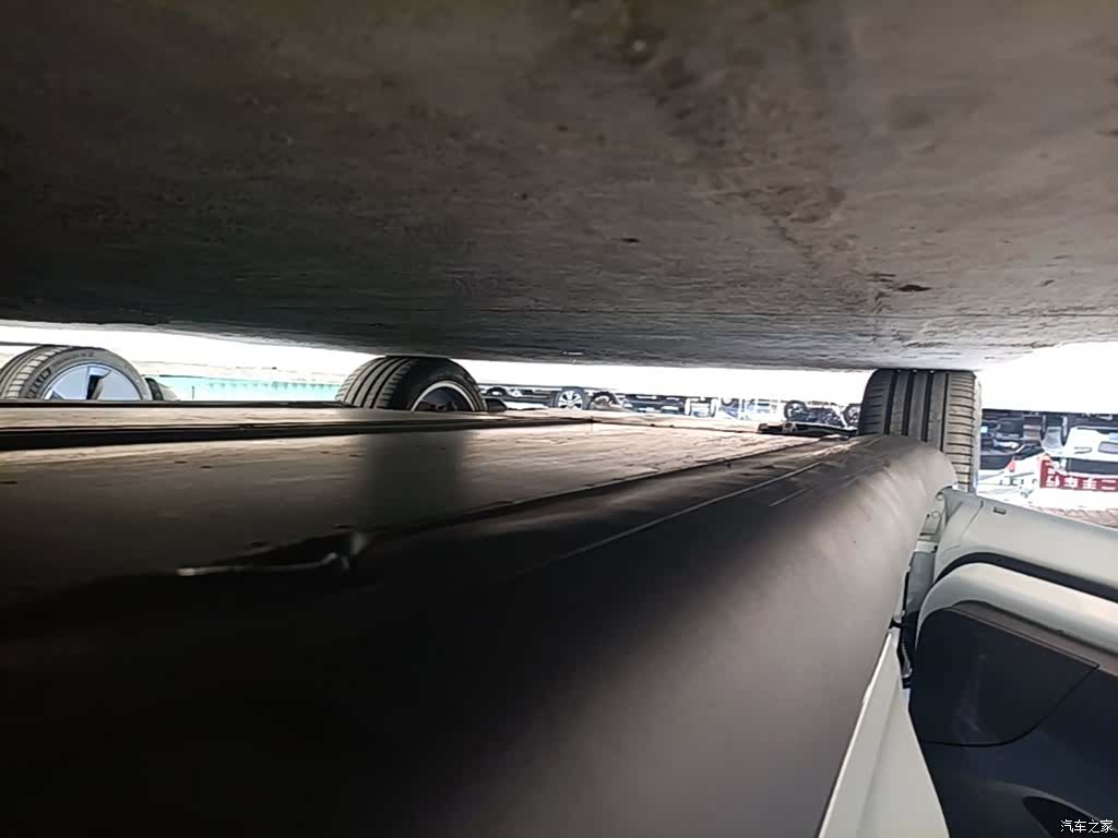 Tesla Model Y, 2022 22