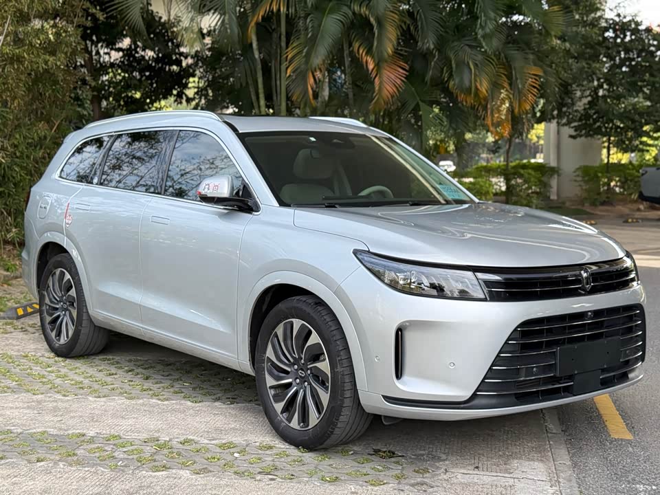 AITO Ask the world M7