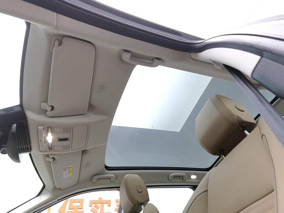 Land Rover Discover sports