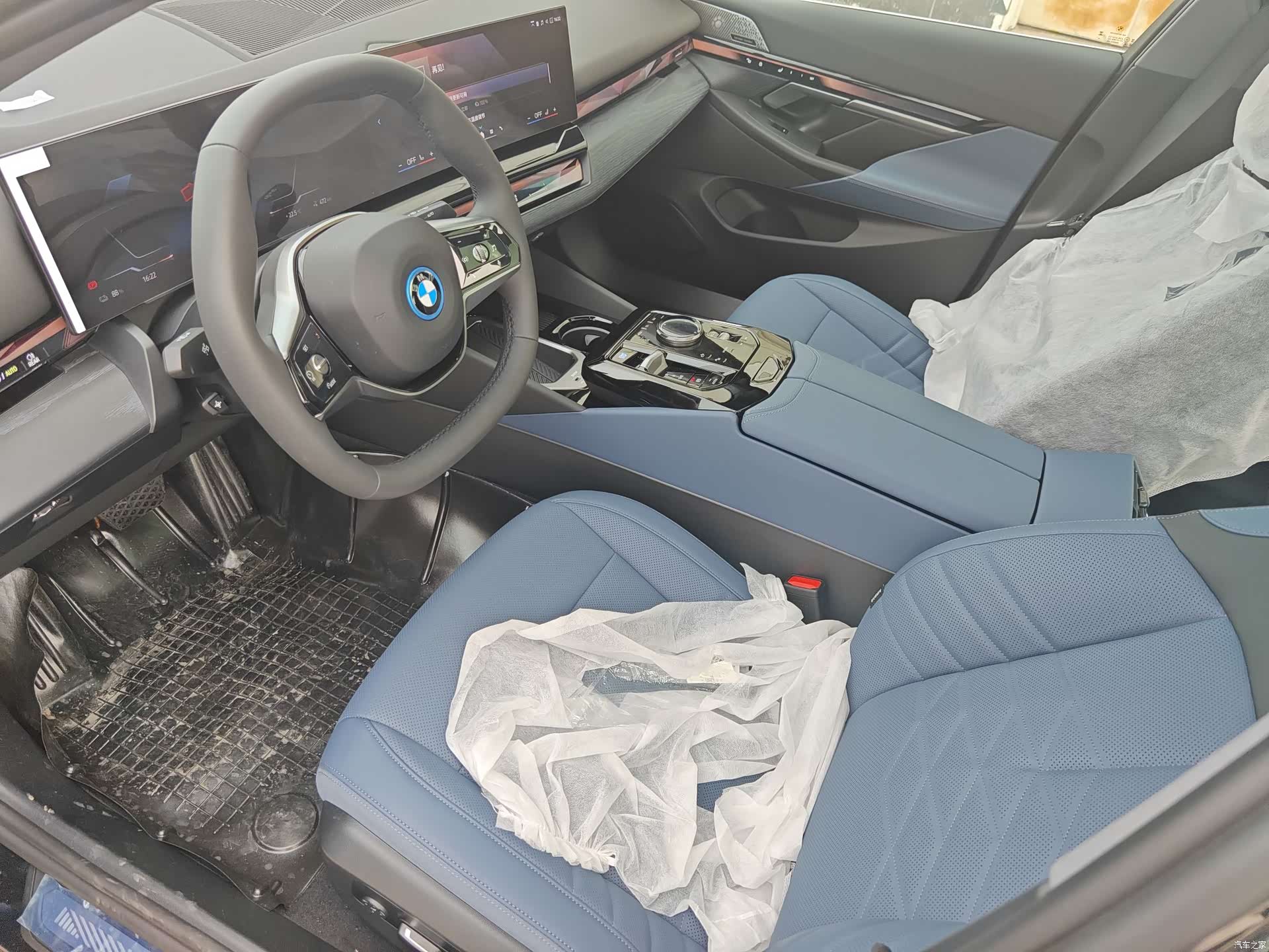 BMW i5, 2026 10
